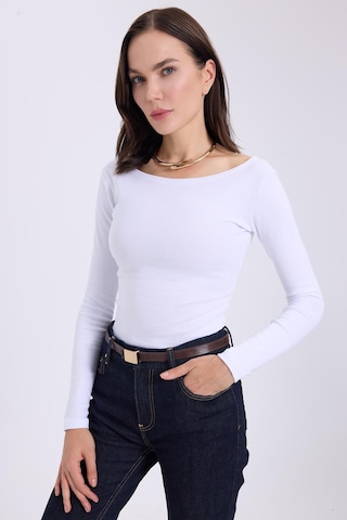 Tudors Kadın Slim Fit Dar Kesim Pamuklu Modal Kumaş Uzun Kollu Kayık Yaka Beyaz Bluz-38879 Beyaz