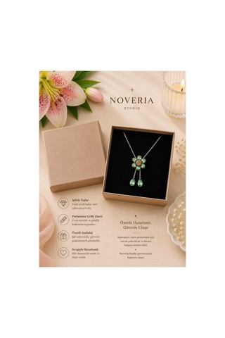 Bloom Collection Yeşil Çiçekli Çelik Kolye Yeşil Yeşil