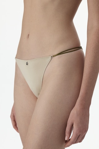 Penti Bej Micro Lace Brazilian Külot