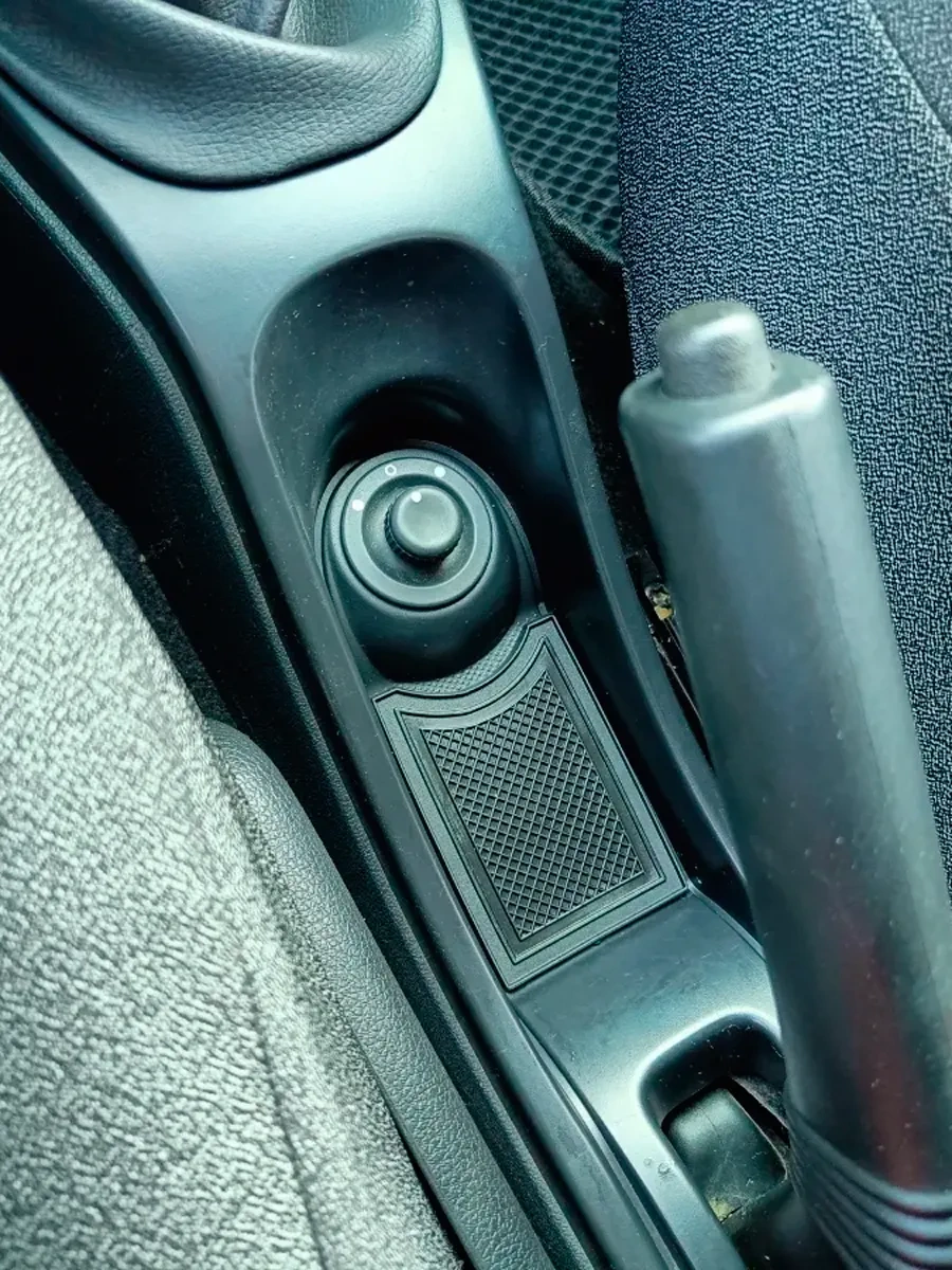 Gradicom Renault Duster İçin Bardaklık Ve Kapı Tepsileri İçin Paspaslar 141002722