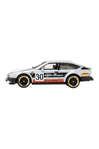 Hot Wheels Vintage Arabalar Özel Seri Alfa Romeo Gtv6 30 Jky30 - Hrt81 Çok Renkli