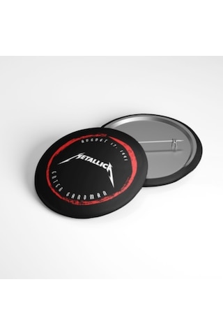 Metallica - Enter Sandman - 58mm Rozet Çok Renkli Metallica - Enter Sandman - 58mm Rozet Çok Renkli