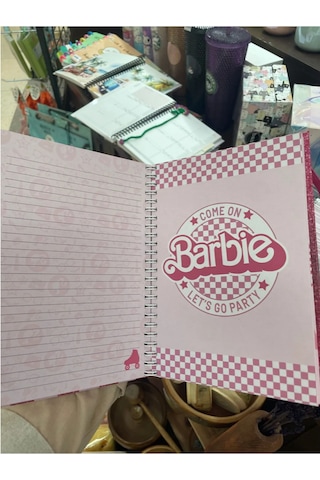 Özel Tasarım Barbie Lastikli Sert Kapaklı Defter