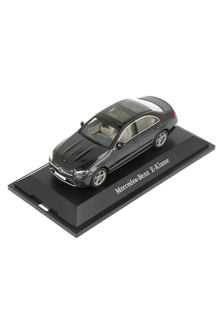 1:43 İscale 2020 Mercedes Benz E-class W213 Facelift Siyah