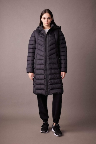 DeFactoFit Su İtici Uzun Şişme Mont Parka Kapüşonlu Slim Fit Dar Kesim Kapitoneli Fermuarlı Cepli A1556AX24WNBK81 Siyah