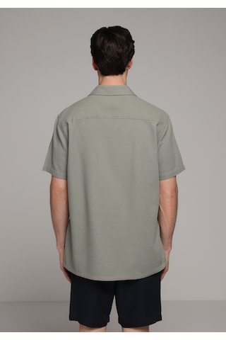 Colin's Colins Regular Fit Apaj Yaka Düz Erkek Yeşil Kısa Kol Gömlek Cl1080094 Q1.v2 Kha Haki