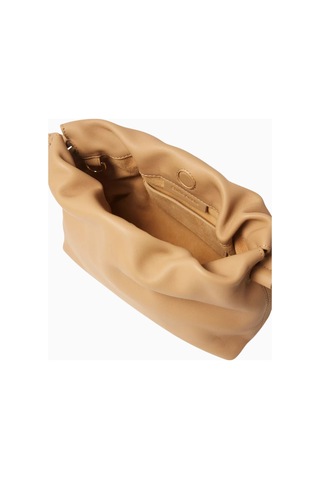 Studio Amelia Studıo Amelıa Alexandra Petite Bej Deri Büzgülü Zincir Askılı Kadın Clutch Çanta