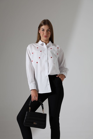Corradeo Giyim Yeni Sezon Oversize Çizgili Poplin Kumaş Kalp Nakış Detaylı Apoletli Tasarım Gömlek Beyaz