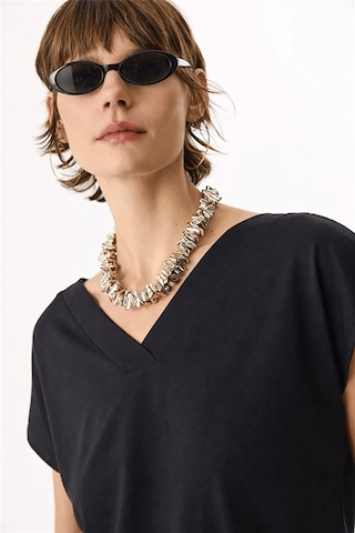Fashion Friends V Yaka Sırtı Çapraz Biyeli Kadın T-shirt 26y0193k1 Siyah