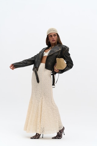 Veylia Uzun Bej Dantel Etek Bej