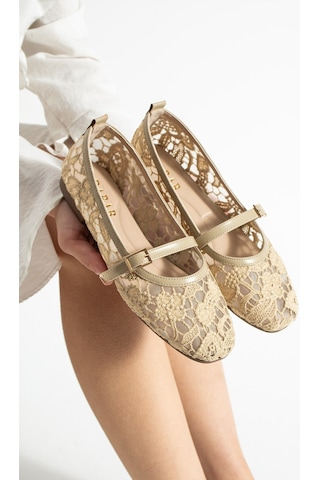 Dabab Shoes Merına Kadın Bej Düz Babet Dantel Dokuma Çiçek Desenli Tokalı Düz Ayakkabı