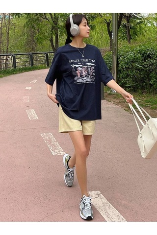 Flood Of Style Kadın Lacivert Seize The Day Baskılı Oversize T-shirt
