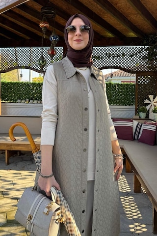 Rabia Şamlı Safir Kapitone Yelek Vizon Normal