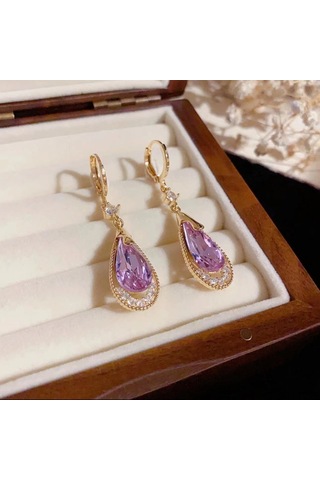 Skycity İnci Pırlantalar İle Süslenmiş, Gündüz Ve Gece Kombinasyonlarına Uygun Zarif Küpe. Gold