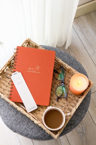 A5 Spiralli Sert Kapak Keten Düz Çizgisiz Tarihsiz Not Defteri Mercan Mercan