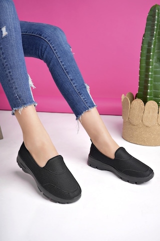 Muggo Willa Garantili Kadın Ortopedik Bağcıksız Nefes Alabilen Hafif Yürüyüş Sneaker Spor Ayakkabı 001