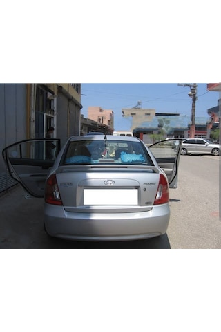 Hyundai Accent Era Spoiler Boyasız