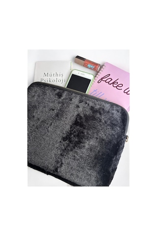 Plush Studıo 13-13.3-14 Inch Peluş Macbook, Laptop Çantası,siyah Toscase Askısız 36x26cm Siyah Siyah