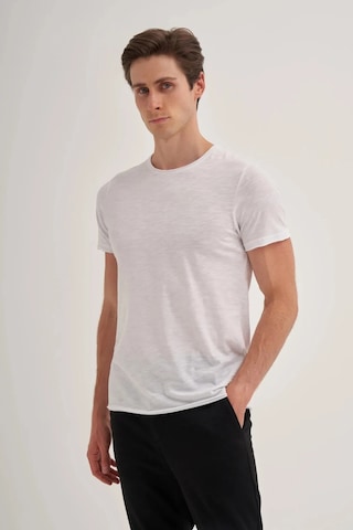 Cazador Slim Fit Bisiklet Yaka Pamuklu Düz Tişört Beyaz