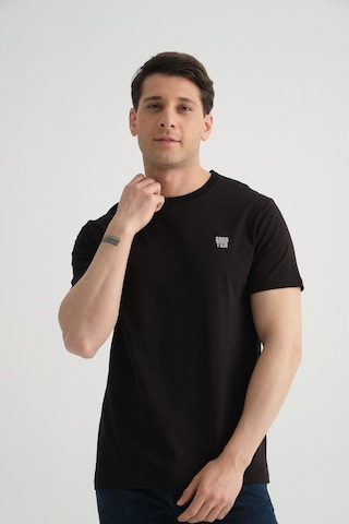 Shooter Sportwear Shooter Erkek Pamuklu Esnek T-shirt Standart Kalıp Minimal Logolu Siyah