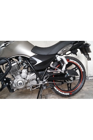 SEND NUDES MOTORSİKLET LASTİK YAZISI STİCKER 8 ADET SEND NUDES MOTORSİKLET LASTİK YAZISI STİCKER 8 ADET