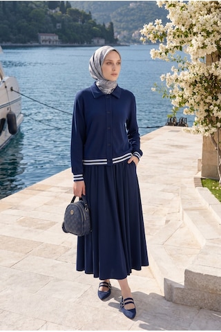 Armine Trend Çizgili Ribana Detaylı Düğmeli Tesettür Etekli İkili Takım Lacivert 26yt6101