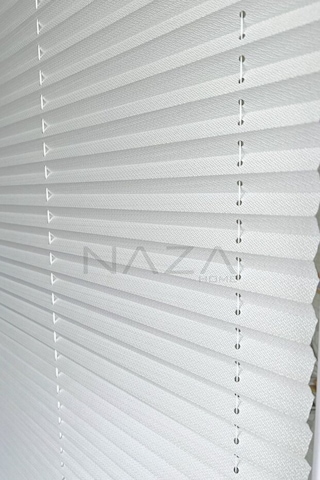 Naza Cam Balkon Plise Perde Akordeon Vidalı Sistem Tüm Cam Standartlarına Uygun Renk Seçenekli Alüminyum Profil Polyester Stor Perde Çok Renkli