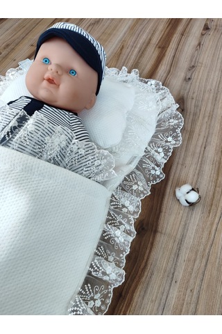 2'li Erkek Bebek Alt Açma Seti Yastıklı Datelli Mevlütlük Hediyelik Yenidoğan Hastane Çıkışı Yatağı