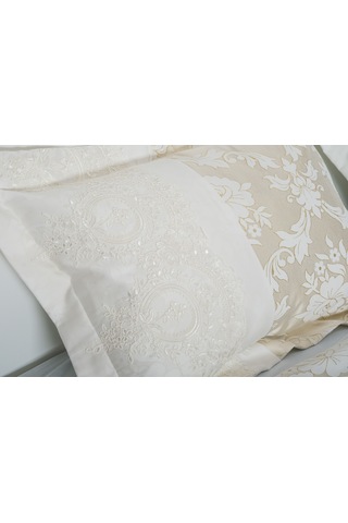 Finezza Beste Fransız Dantelli Simli Jakar Kumaş Gold Yatak Örtüsü 3 Prç-1452 Altın