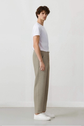 DeFacto Wide Leg Bol Rahat Kesim Üç Cepli Geniş Paça Pantolon D7316AX25SPKH271