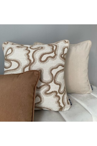 "curve" Dokulu Desenli Kırlent - 45x45 Vizon - Bej