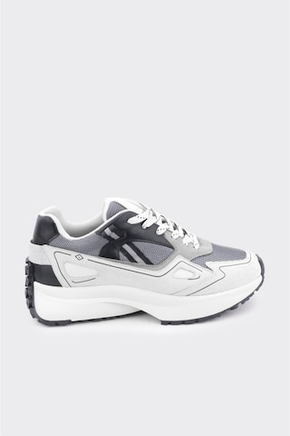 Derinet Yüksek Taban Kadın Sneaker Beyaz Gümüş Beyaz Gümüş