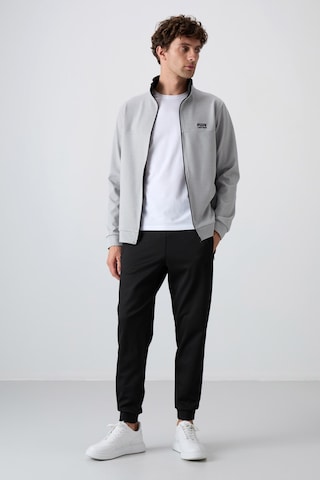 Tommy Life Hugo Gri Melanj - Siyah Jogger Erkek Eşofman Takım - 85198 Gri - Siyah