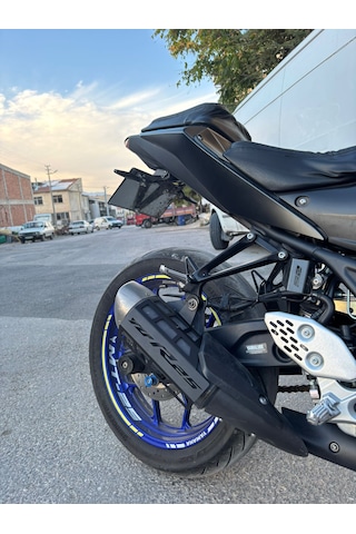 Yamaha R-25 Egzoz Koruması Siyah