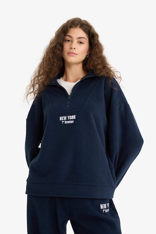 Defacto Oversize Geniş Kalıp Dik Yaka Fermuarlı Baskılı Polar Sweatshirt Y2649az25wnnv146 Lacivert