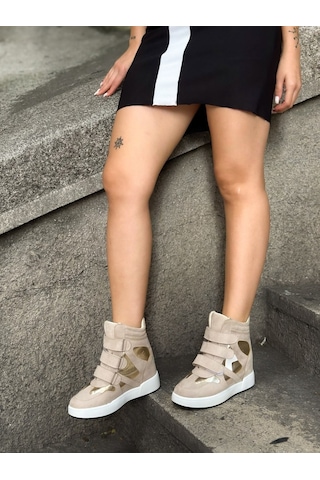 Erva'nın Butiği Bej Süet İsabe Gizli Topuk Dolgu Topuk 7 Cm Boy Uzatan Sneakers-6414