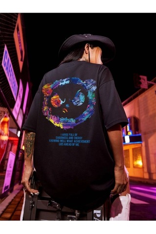 Kadın Siyah Oversize Kızgın Ayı Baskılı T-shirt Siyah