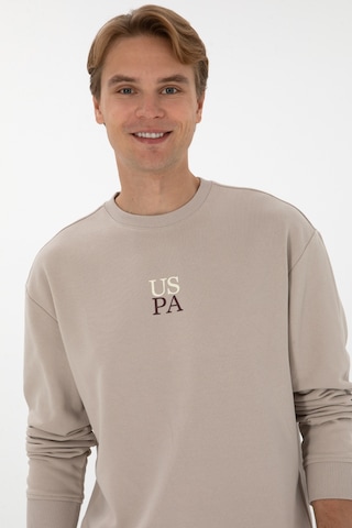 U.S. Polo Assn. Erkek Comfort Fit Bisiklet Yaka Taş Basic Sweatshirt 50313760-VR049
