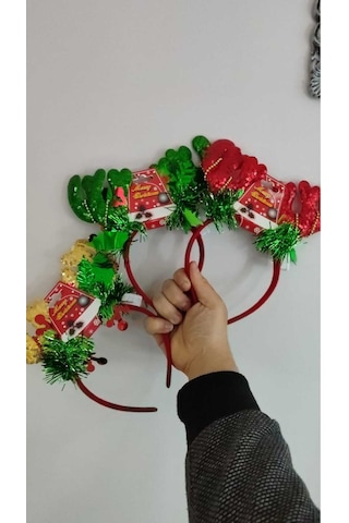 Yılbaşına Özel Işıklı Taç Hediye Yılbaşı Süs 1 Adet Renk Karışık Gelir Boyutu:23cm