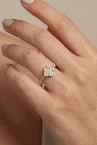 Valmont Accessories Ayarlanabilir Kristal Taşlı Altın Sarısı Yonca Yüzük Zarif Işıltılı Kadın Yüzük