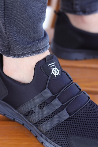 Vojo Huboss Rahat Taban Bağcıksız Erkek Spor Ayakkabı 267800001860 185 Black Black