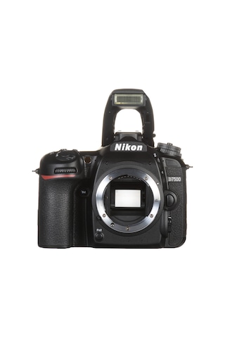 Nikon D7500 Body DSLR Fotoğraf Makinesi (Nikon Türkiye Garantili)