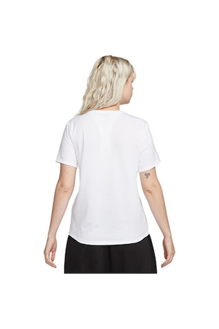 Nike Sportswear Club Essentials Kadın Günlük Tişört Dx7902-100 Beyaz Beyaz