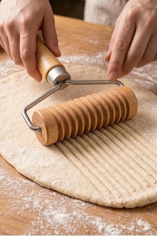 Tırtıklı Ahşap Rulo Hamur Şekillendirici Pide Ve Hamur İşleri İçin Şekillendirme Aparatı 20 Cm