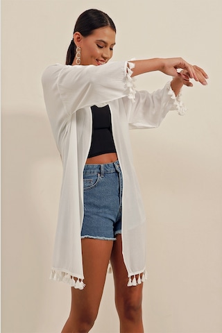 5833 Fırfırlı Kimonıo - Beyaz 5833bgd19-005-12260 001