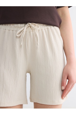 Lcw Comfort Bej Beli Lastikli Dokulu Kadın Şort