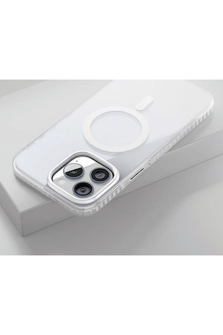 Apple Uyumlu iPhone 16 Pro Max Grace Renk Geçişli Magsafe Koruyucu Kılıf Beyaz