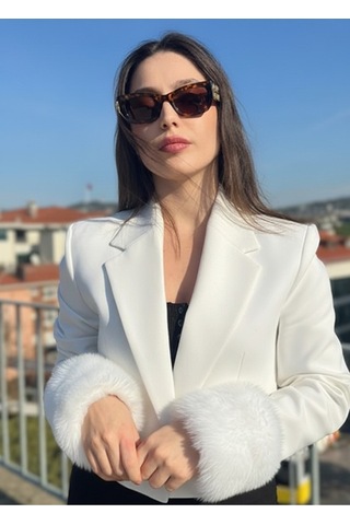 Mollycrush Kadın Beyaz Kürk Kol Manşeti Kışlık Trend Aksesuar Beyaz