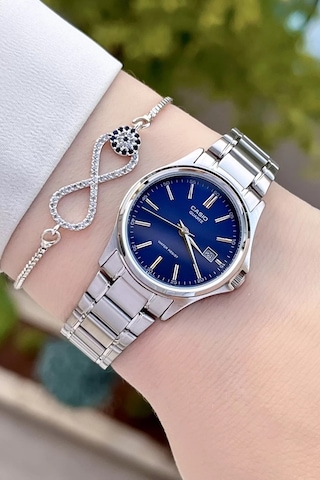 Casio Csıste63 Kadın Kol Saati