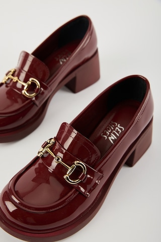 Selin Shoes Hily Gold Aksesuar Detay Kadın Loafer- Bordo Rugan